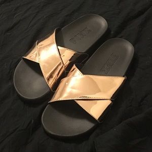 VS PINK Slides